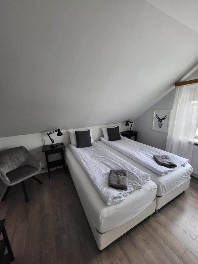 Grindavik Guesthouse Self Check In & Out Exterior photo